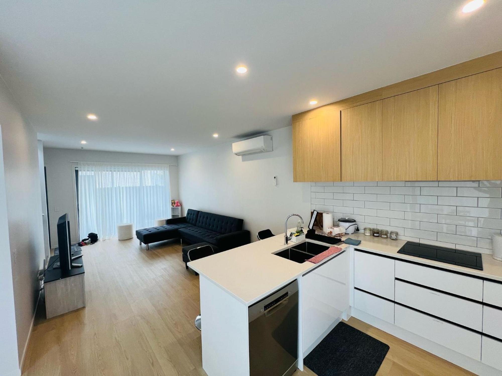 Central Modern 3-Bedroom,3- Bathroom House With Patio And Carpark- Lower Hutt City Centre Kültér fotó